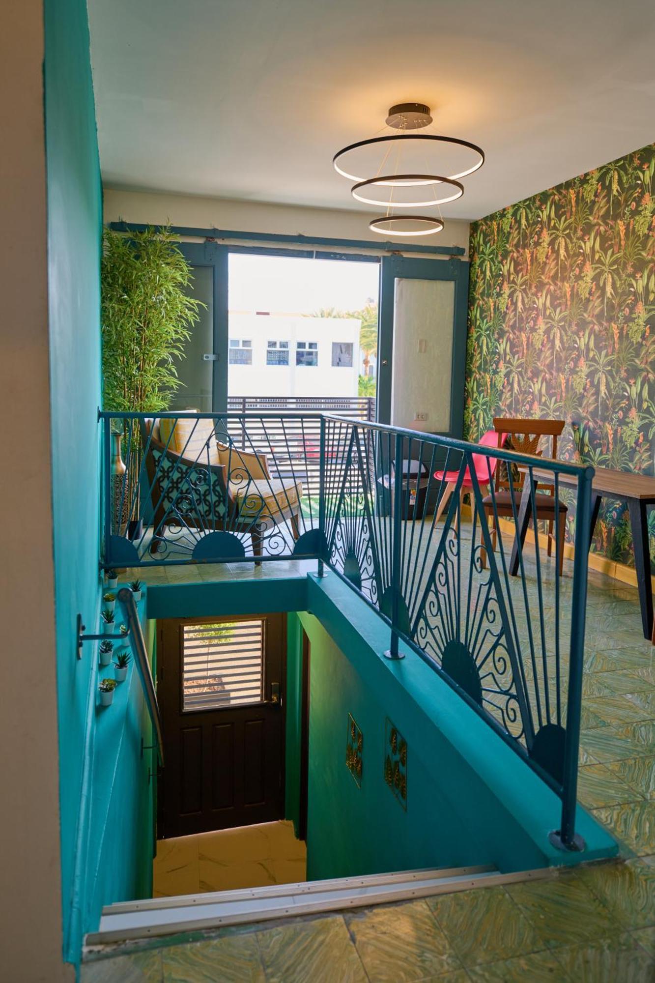 Central Boutique Hotel Oranjestad Bagian luar foto