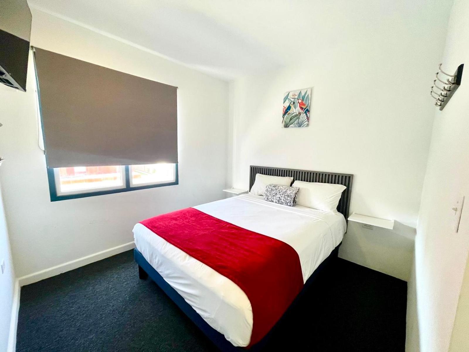 Central Boutique Hotel Oranjestad Bagian luar foto
