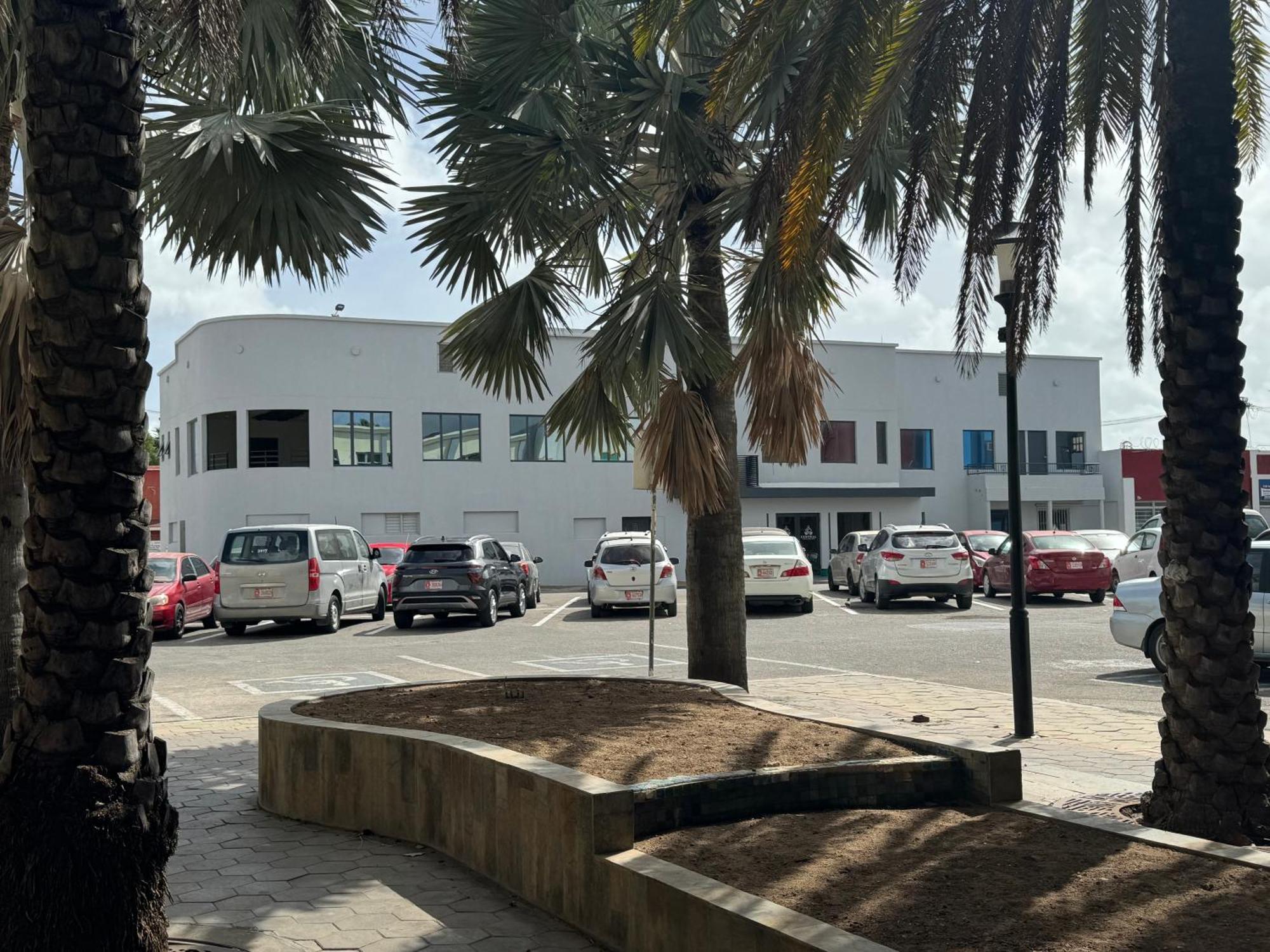 Central Boutique Hotel Oranjestad Bagian luar foto